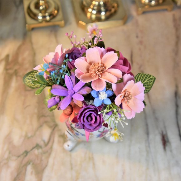 Beautiful hand-painted, footed, vintage, egg shaped vase with Sola flowers - Picture 4 of 12